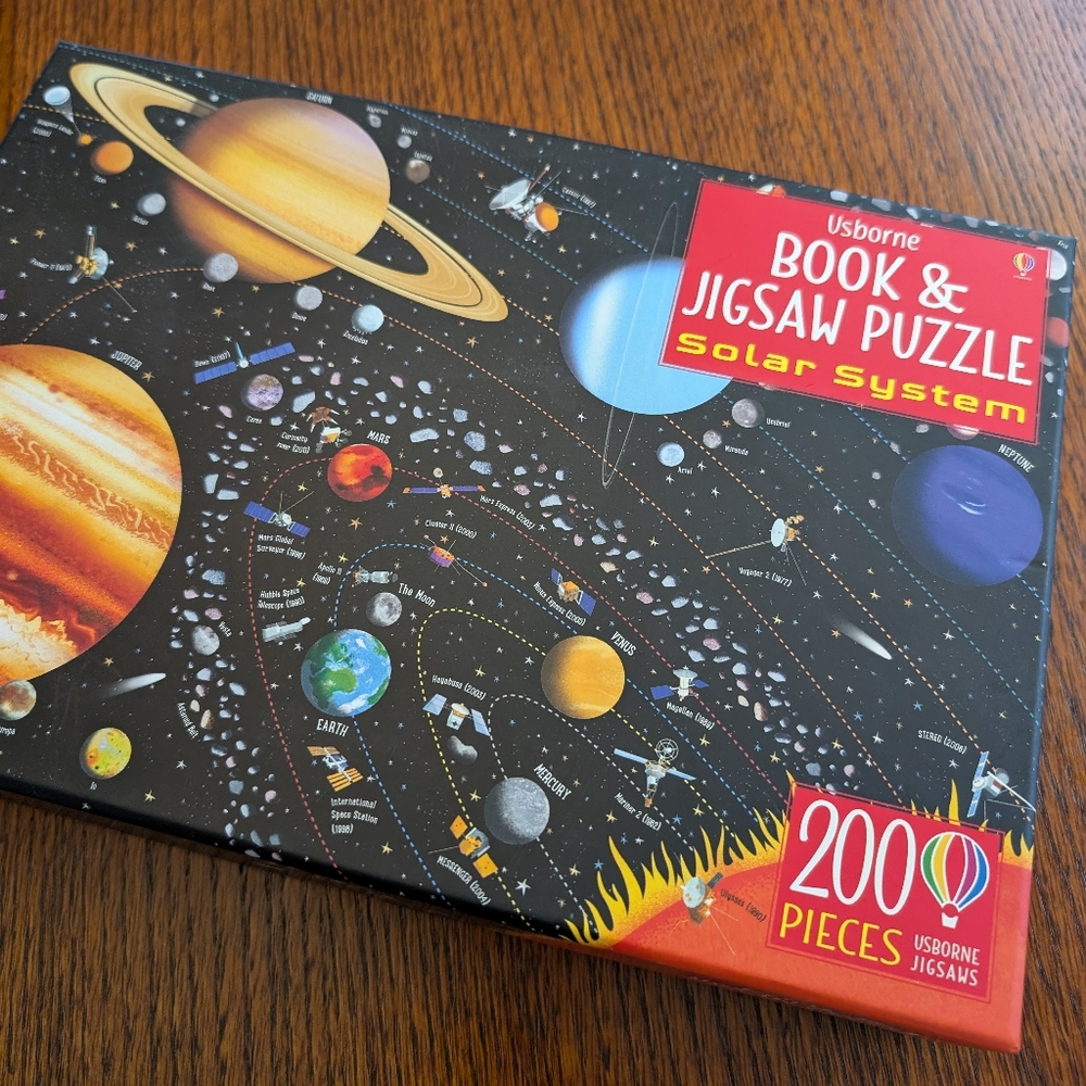 Usborne Book and Solar System Puzzle